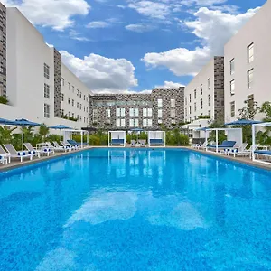 Express By Marriott Aeropuerto Riviera **** Cancun