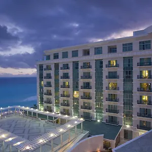 Le Meridien And **** Cancún